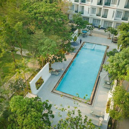 Elysium Suite Siem Reap Exteriör bild