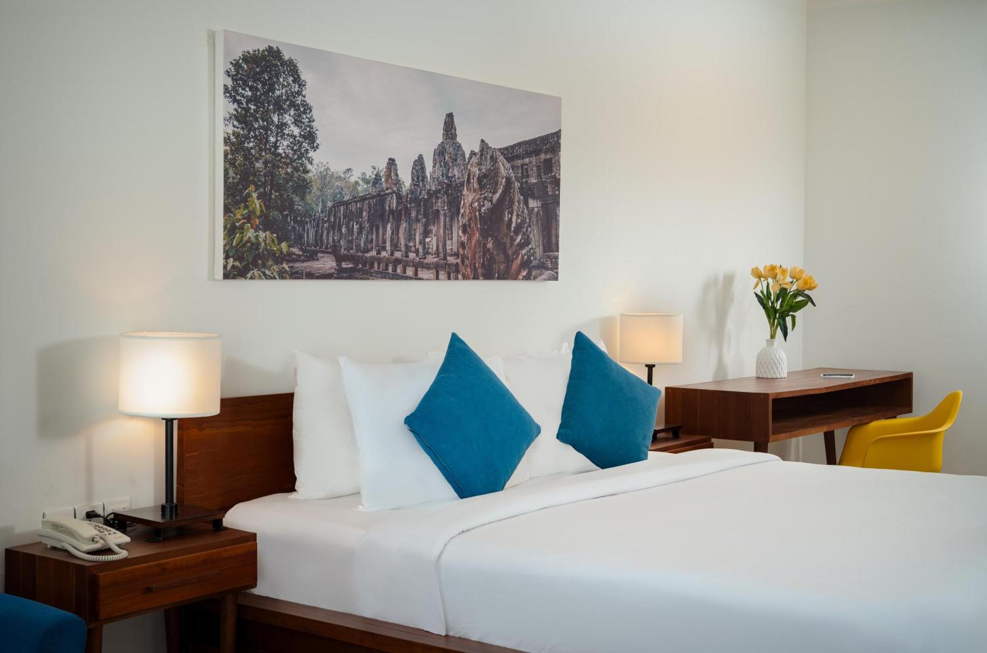 Elysium Suite Siem Reap Exteriör bild