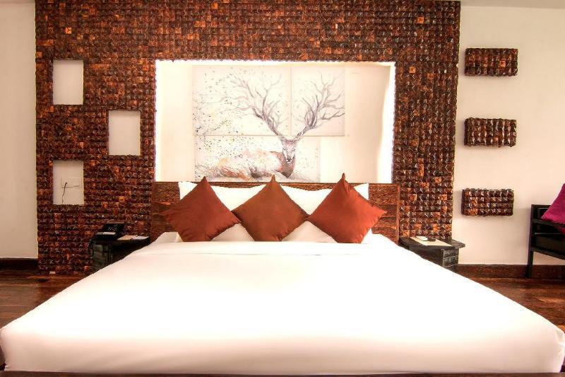Elysium Suite Siem Reap Exteriör bild