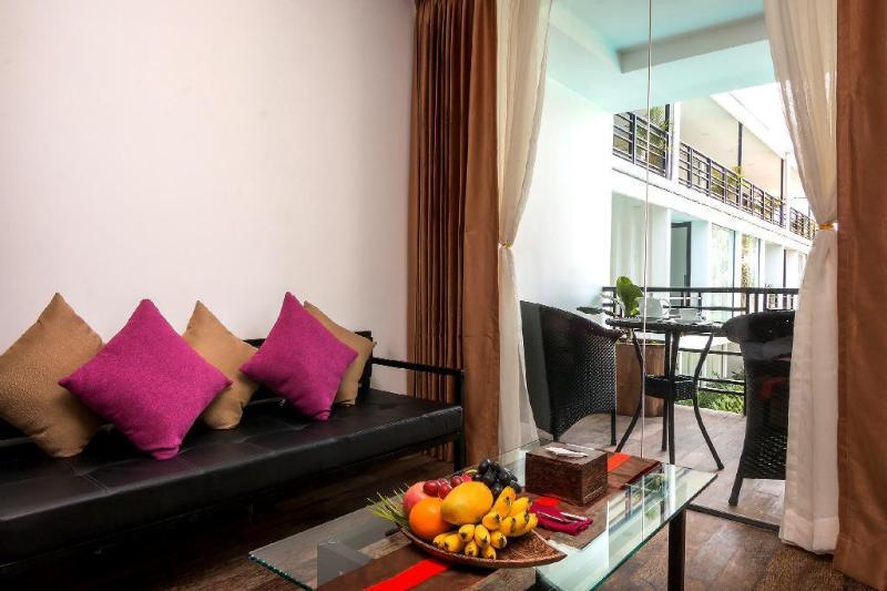 Elysium Suite Siem Reap Exteriör bild
